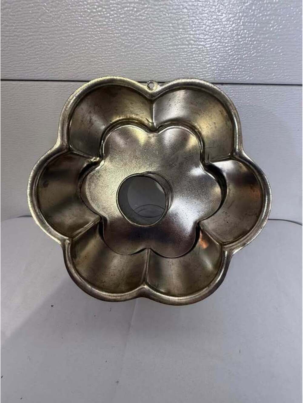 Vintage Flower Shaped Bundt Cake pan